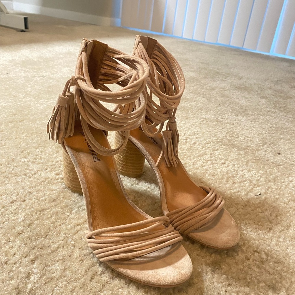 Jeffrey Cambe short heels